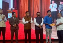 Prime Minister disburses incentives worth ₹ 2,400 crore under Pradhan Mantri Viksit Bharat Rojgar Yojana